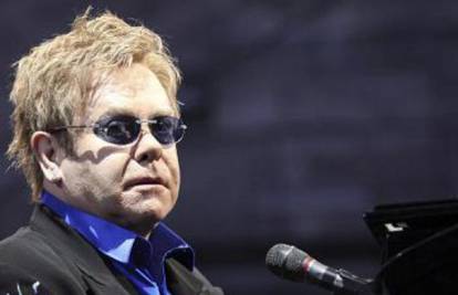 Elton John se ne želi natjecati s popularnom Lady GaGom