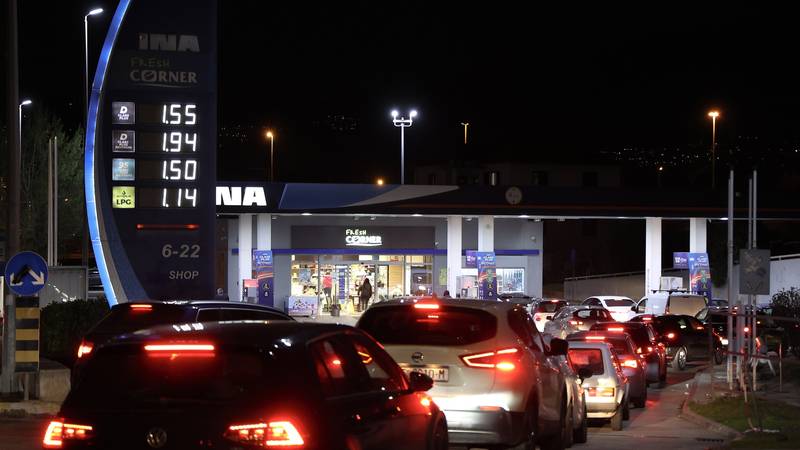 I Plenković očekuje jeftinije gorivo: 'Nije dobra situacija, još uvijek su to jako velike cijene'