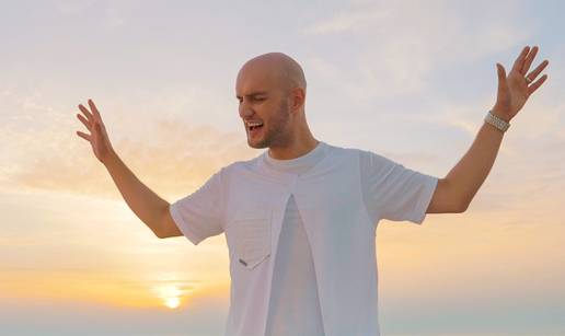 Ljubavna pri&ccaron;a koja &cacute;e vas dotaknuti