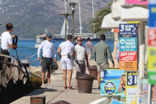 EKSKLUZIVNO Trogir: Nakon četverodnevnog krstarenja Jadranom Jeff Bezos i Lauren Sanchez napustili Hrvatsku