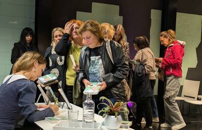 Josipa Pavičić predstavlja svoju novu knjigu 'Sada' u Slavoniji