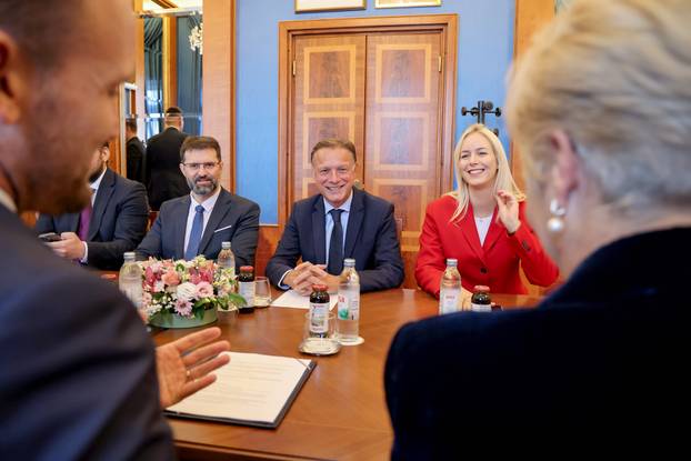 Zadar: Predsjednik Hrvatskog sabora Gordan Jandroković obišao je manifestaciju pod nazivom „Pijat na Pijaci“ 