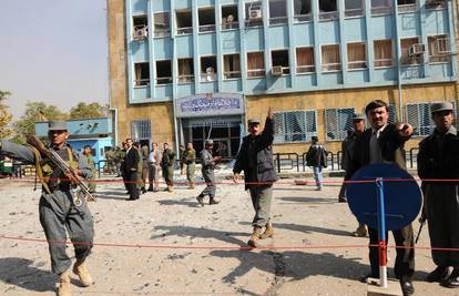 U samoubilačkom napadu u Kabulu poginulo pet ljudi