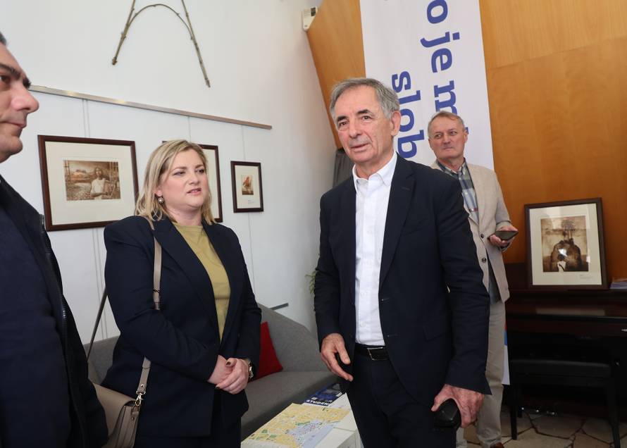 Milorad Pupovac stigao na Dane srpske kulture u Split