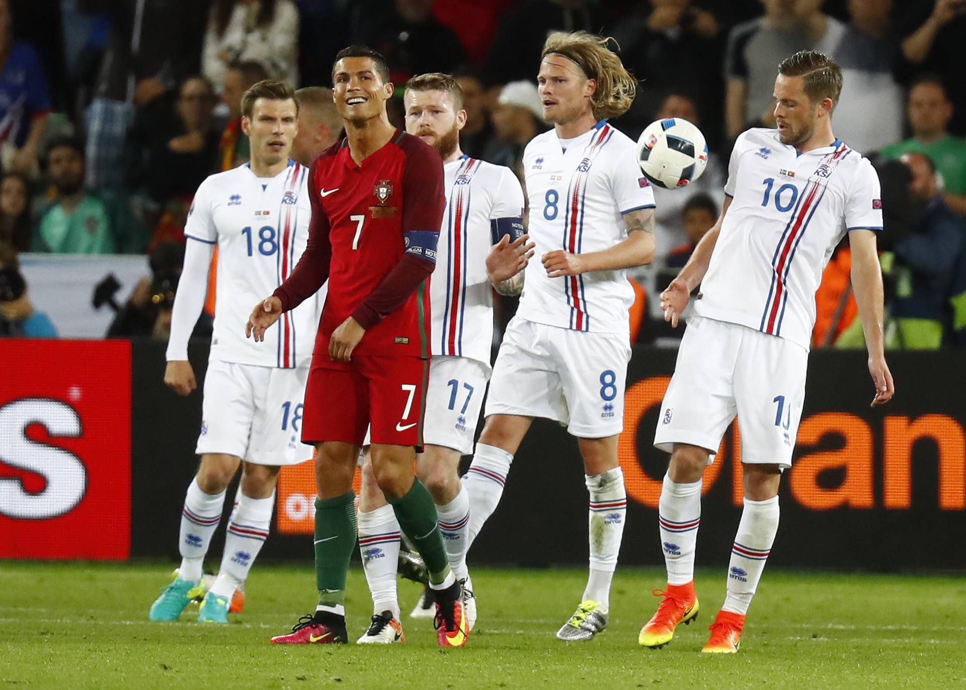 Portugal v Iceland - EURO 2016 - Group F