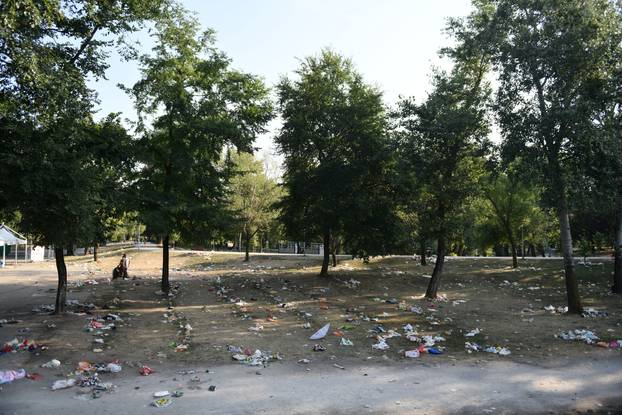 Zagreb: Čišćenje Bundeka jutro nakon Thompsonovog koncerta