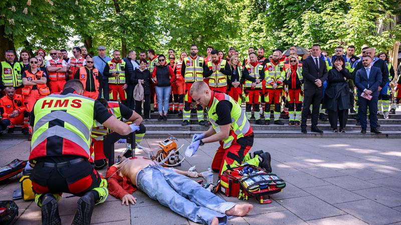 FOTO Hitnjaci u Karlovcu slave Dan hitne. Pogledajte kadrove