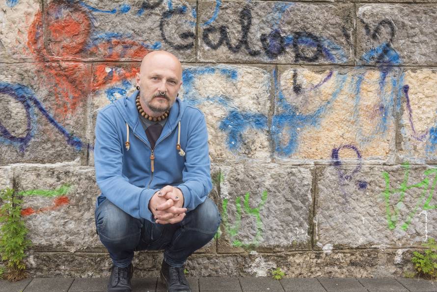 Slavlje u obitelji: Pjevač Damir Urban dobio je treće dijete...