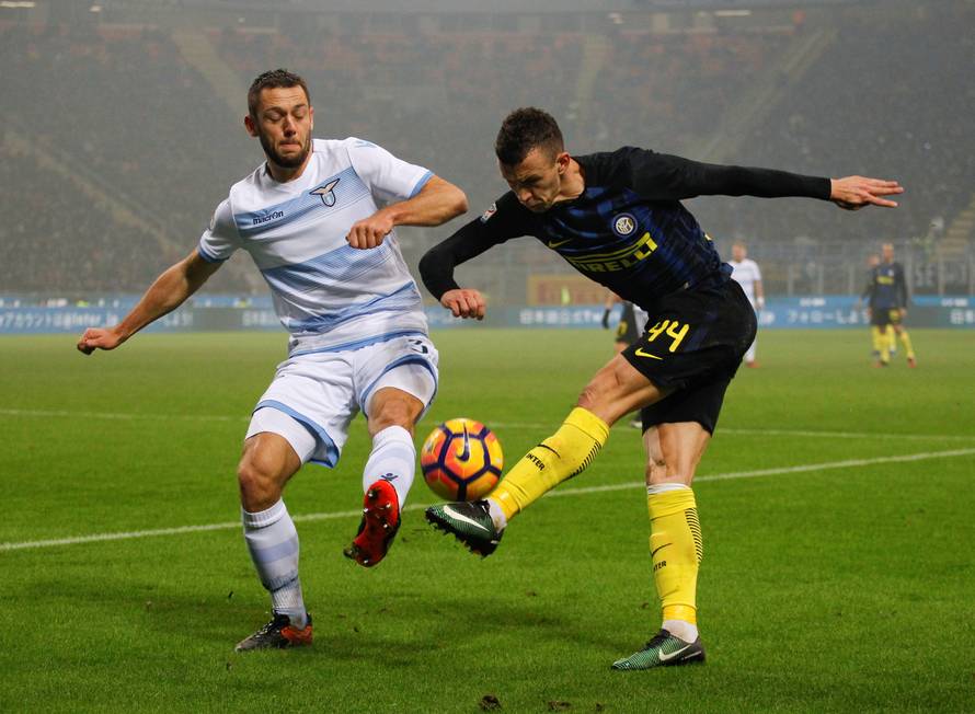 Football Soccer - Inter Milan v Lazio - Italian Serie A