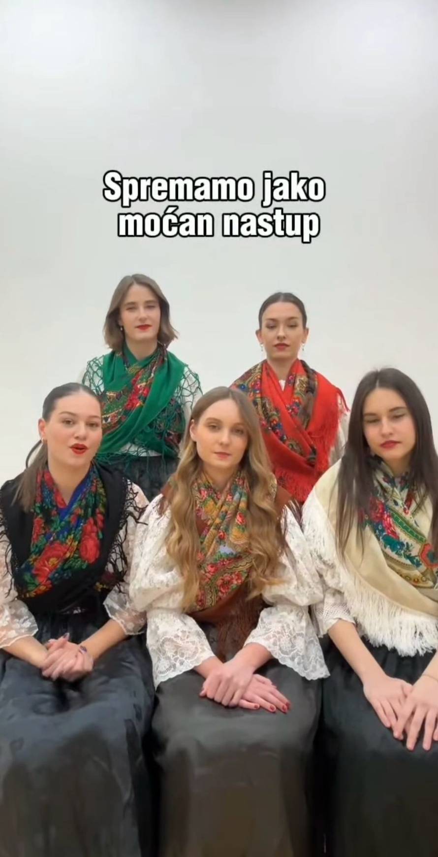 Lelek za 24sata: 'Pjesma govori o gubitku i boli. Etno i engleski? Htjeli smo da poruka odjekne...'