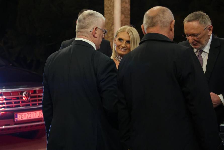 Zagreb: Dolazak uzvanika na svadbu Marijana Kustića i Nike Perenčević