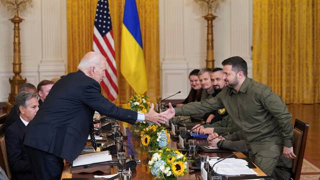 Biden meets with Ukraine President Zelenskiy in Washington