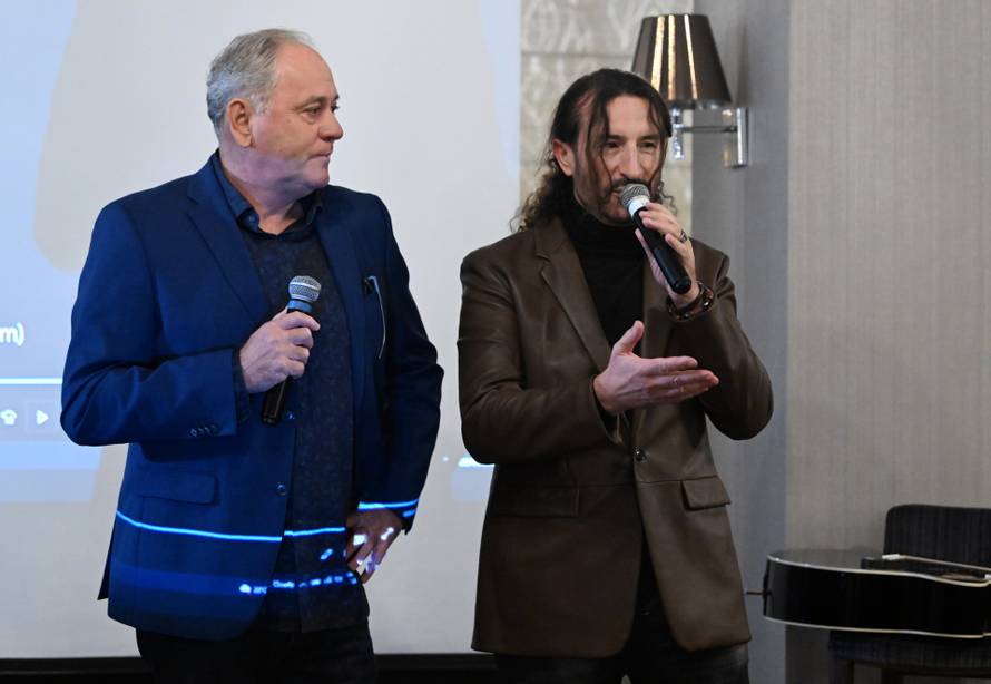 Zagreb: Pjevač Mladen Burnać u hotelu Westin predstavio spot za novu pjesmu