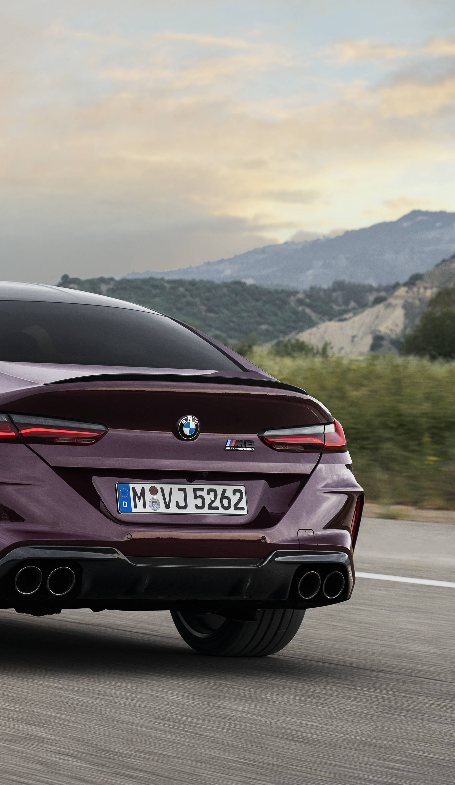 BMW-ov M8 brz je kao Ferrari, a može prevesti četvero ljudi