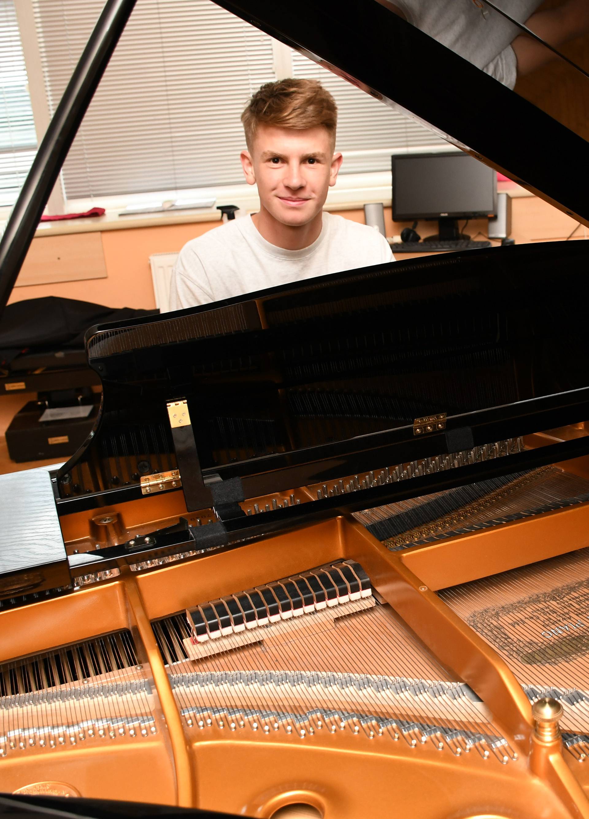 Australac u Slavenu: Sviram klavir i želim igrati kao Viduka