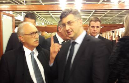 'Bura' u Makarskoj: Plenkijev ujak  na izbore  će protiv HDZ-a