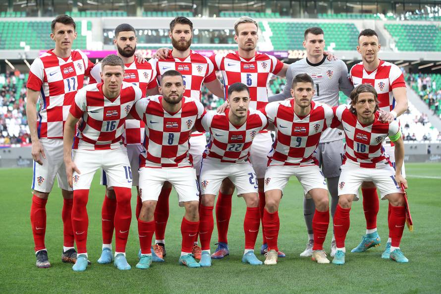 Doha: Prijateljska nogometna utakmica Hrvatska - Slovenija