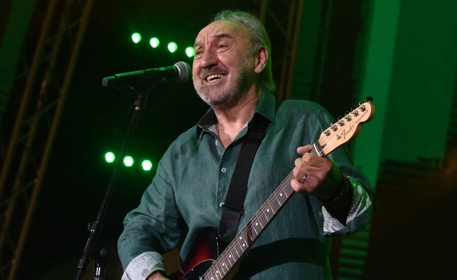 Emilija se 'gušila' u suzama: Nadam se da nebeske kočije još neće doći po našega Rajka...