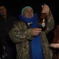 VIDEO Suze i nada na dočeku u Petrinji: 'Ovaj šampanjac jedini je ostao čitav, Sretna Nova!'