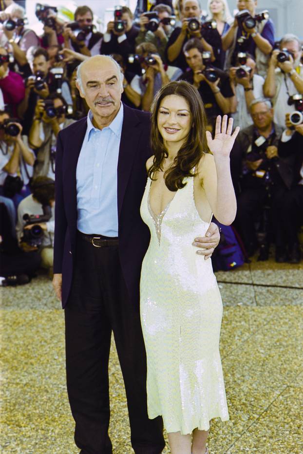 FOTO Catherine Zeta Jones je otkrila tajnu vitke figure: Evo što jede i kako se mijenjala