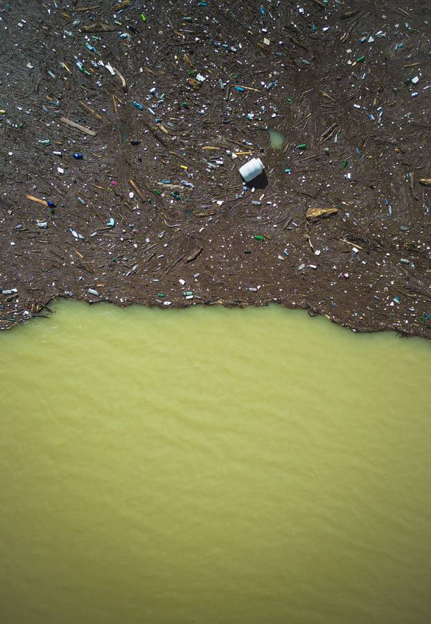 Dolini Neretve prijeti veliko zagađenje, gomila smeća putuje rijekom nakon katastrofe u Jablanici