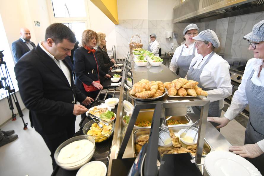 Bjelovar: Službeno otvorenje Studentskog doma Bjelovar i studentskog restorana X-ica