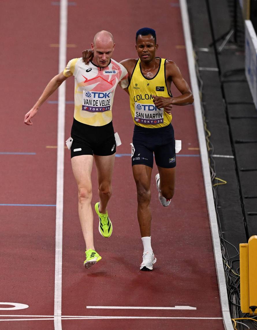 Men's 3000m Steeplechase Round 1