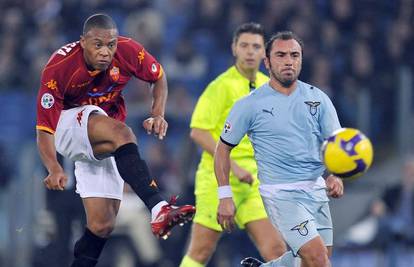 Romanistima rimski derbi: Julio Baptista osvojio Rim