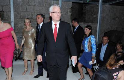 Josipović: Stranke se moraju usmjeriti na stvarne probleme