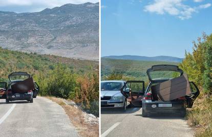 Od vrata do vrata! Natovario u auto stol i klupu, vozio tako kilometrima: 'Šokirali smo se'