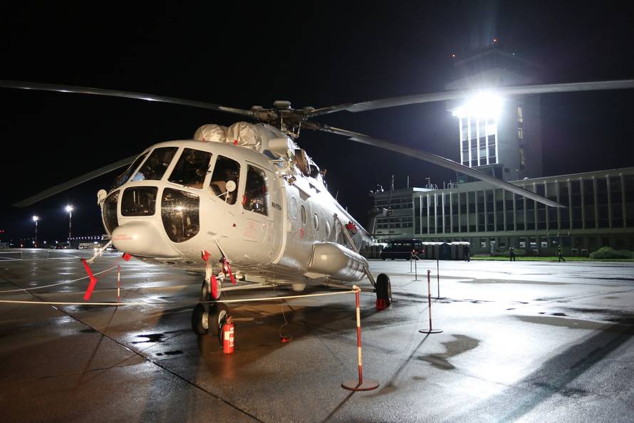 Pripreme u ZraÄnoj luci Franjo TuÄman uoÄi noÄne utrke 00:24