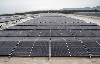 Australija će građanima omogućiti tri sata besplatne solarne energije dnevno