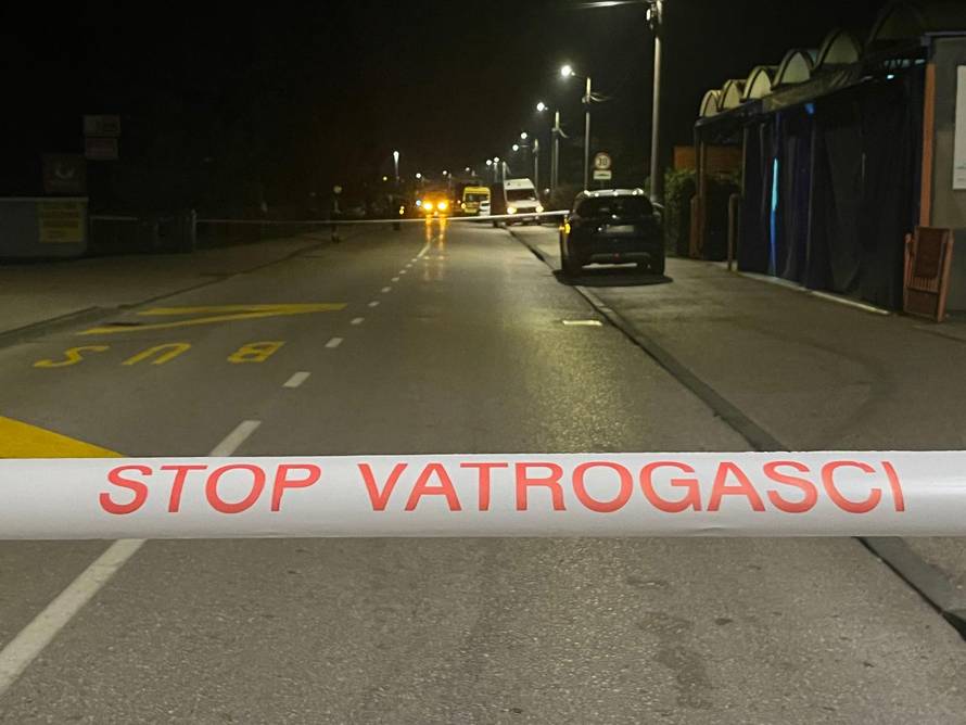 FOTO Policija blokirala ulicu u Velikoj Gorici: 'Specijalci stoje ispred kuće, tu je i Hitna pomoć'