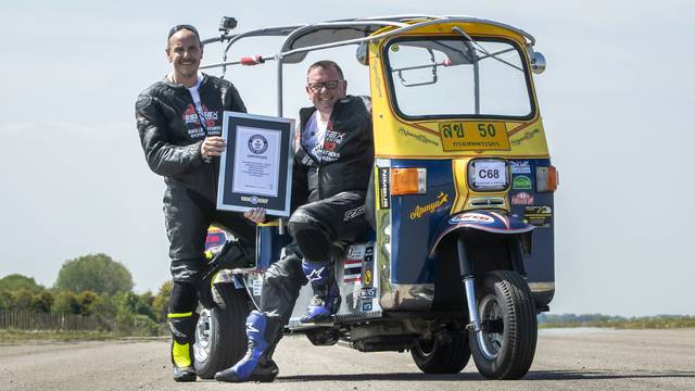 Tuk tuk world speed record