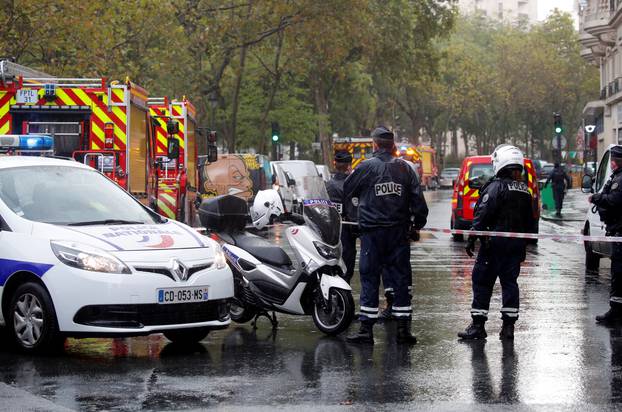 Police operation ongoing near the former offices of Charlie Hebdo, in Paris