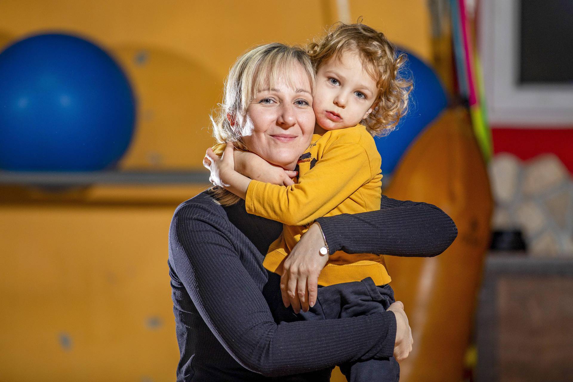 Stjepan (4) se od rođenja bori s bolestima, a sad je napravio prve korake: 'Mama, ja hodam'