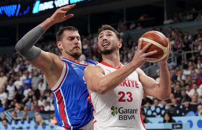 Izbornik Srbije nakon poraza od Turske: Igra se žestoko, trebali bi suci malo pripaziti na Jokića