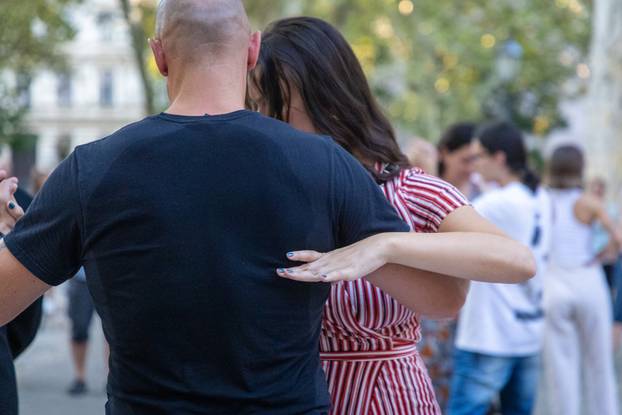 Zagreb: Tango na zrinjevackom plesnjaku