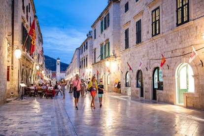 Dubrovnik: Šetnja Stradunom u predvečerje