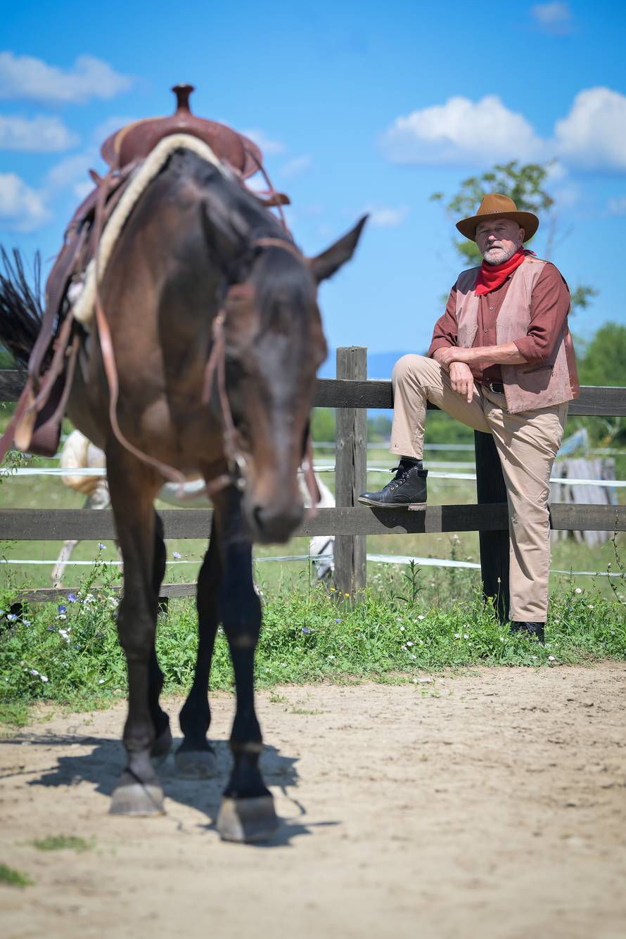 Željko Krušlin: Nitko nam nije htio izdati prvi album, a kava je 'kriva' za ljubav sa suprugom
