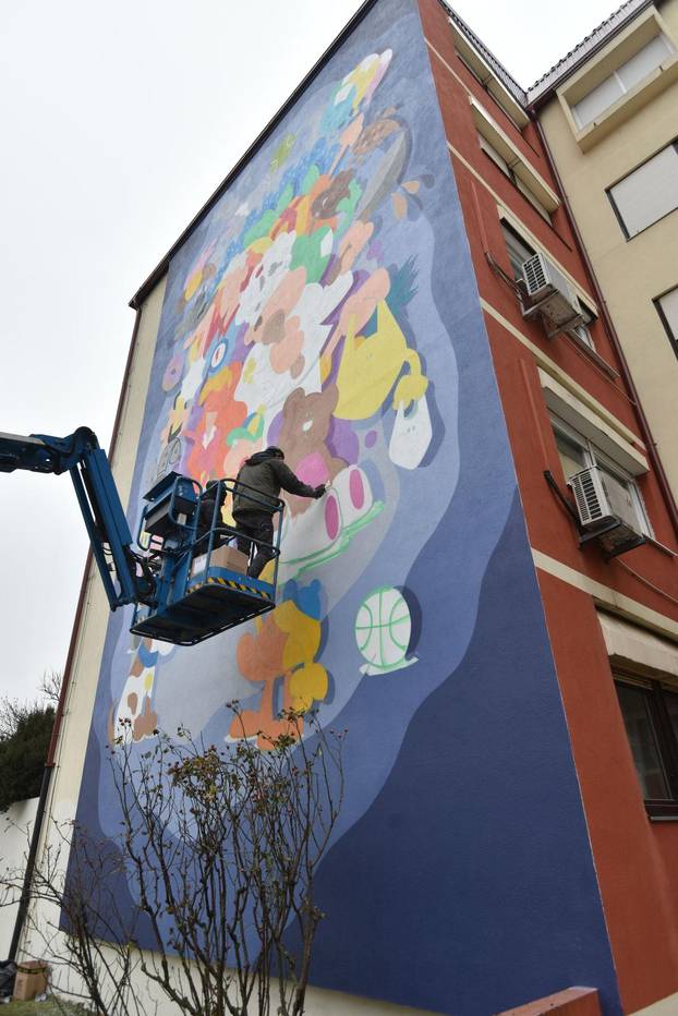 Zagreb: Umjetnički kolektiv Grafiti na gradele oslikava zgradu u Španskom