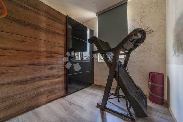 FOTO Prodaje se egzotična vila u blizini Paklenice: Pogledajte kako tek izgleda iznutra