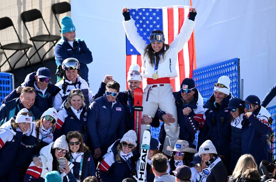 Alpine Skiing - Women's Downhill Victory Ceremony