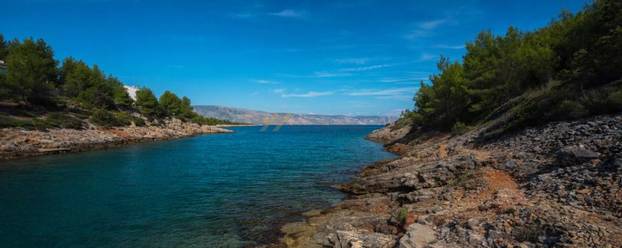 FOTO Pogledajte kako izgleda jedna od najskupljih vila na Hvaru: Ima osam apartmana