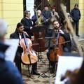 VIDEO Adventski 'warm up' u Oktogonu otvorili su Zagrebački solisti simpatičnim koncertom