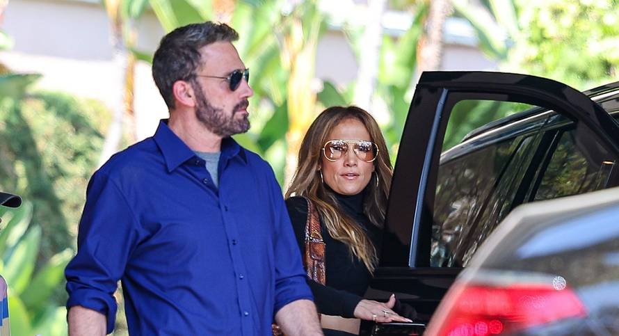 Luksuzna vila razdora: Affleck i Lopez u sukobu, on bi spustio cijenu kuće, a ona se ne slaže...