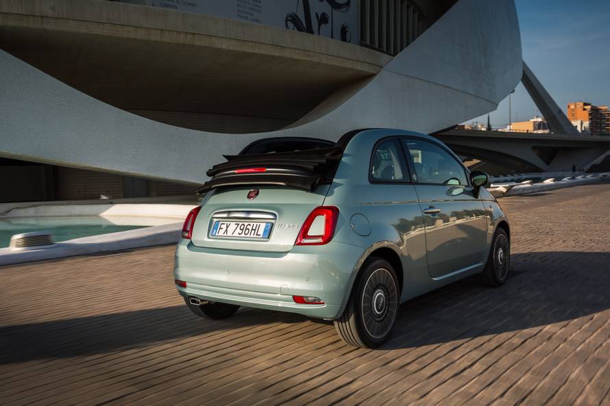 Spreman za novih 13 godina: u Hrvatsku stigao Fiat 500 Hybrid