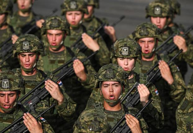 Zagreb: Svečani vojni mimohod u povodu 30 godina VRO Oluja