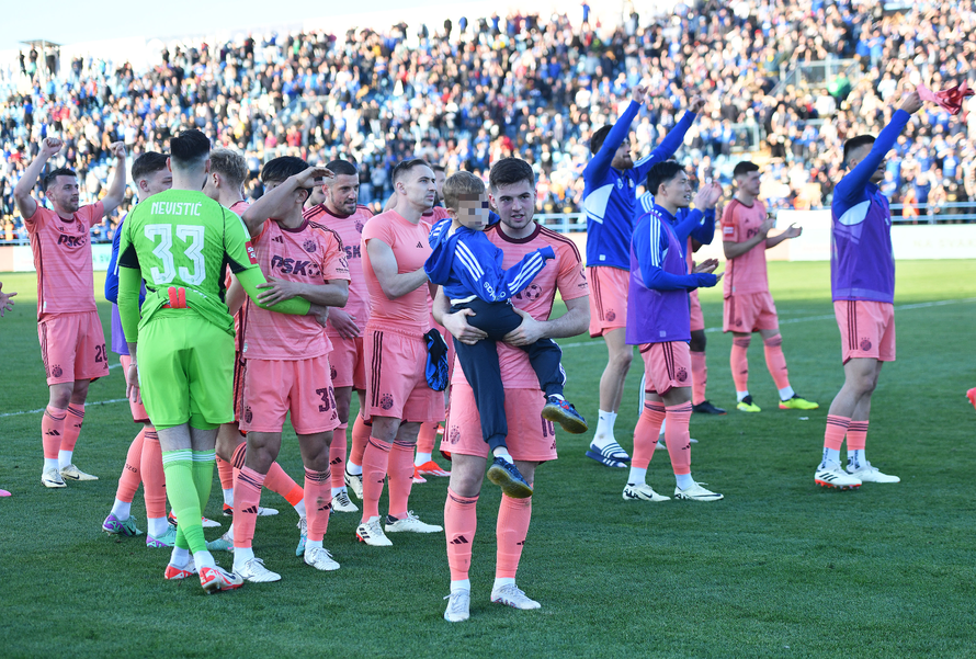 Dječak slavio s dinamovcima: Baturina ga uzeo u naručje