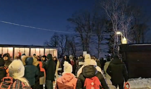 VIDEO Gužve na Sljemenu: Čeka se u redu za vožnju žičarom